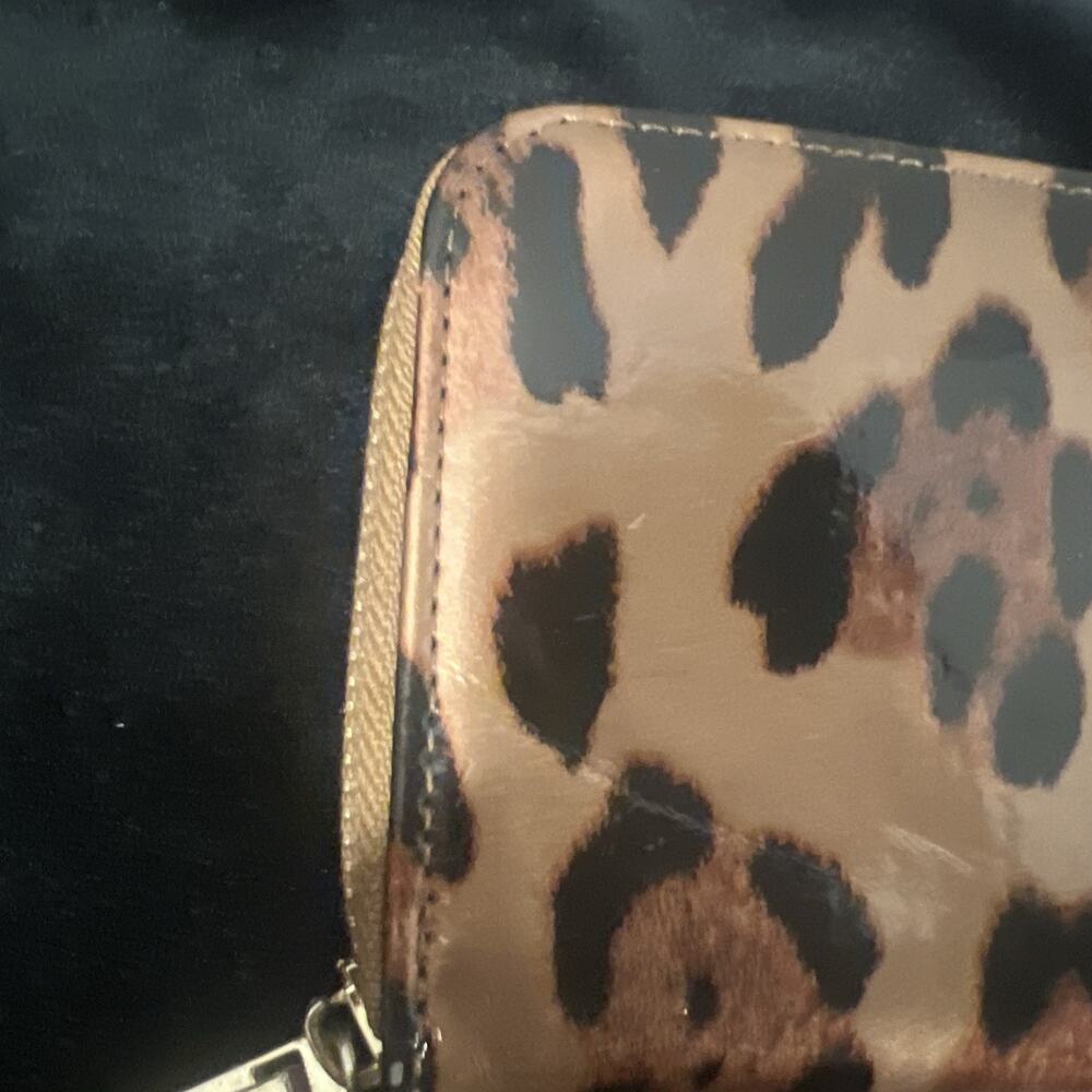 Michael Kors Leopard Continental Wallet Read - Picture 3 of 9